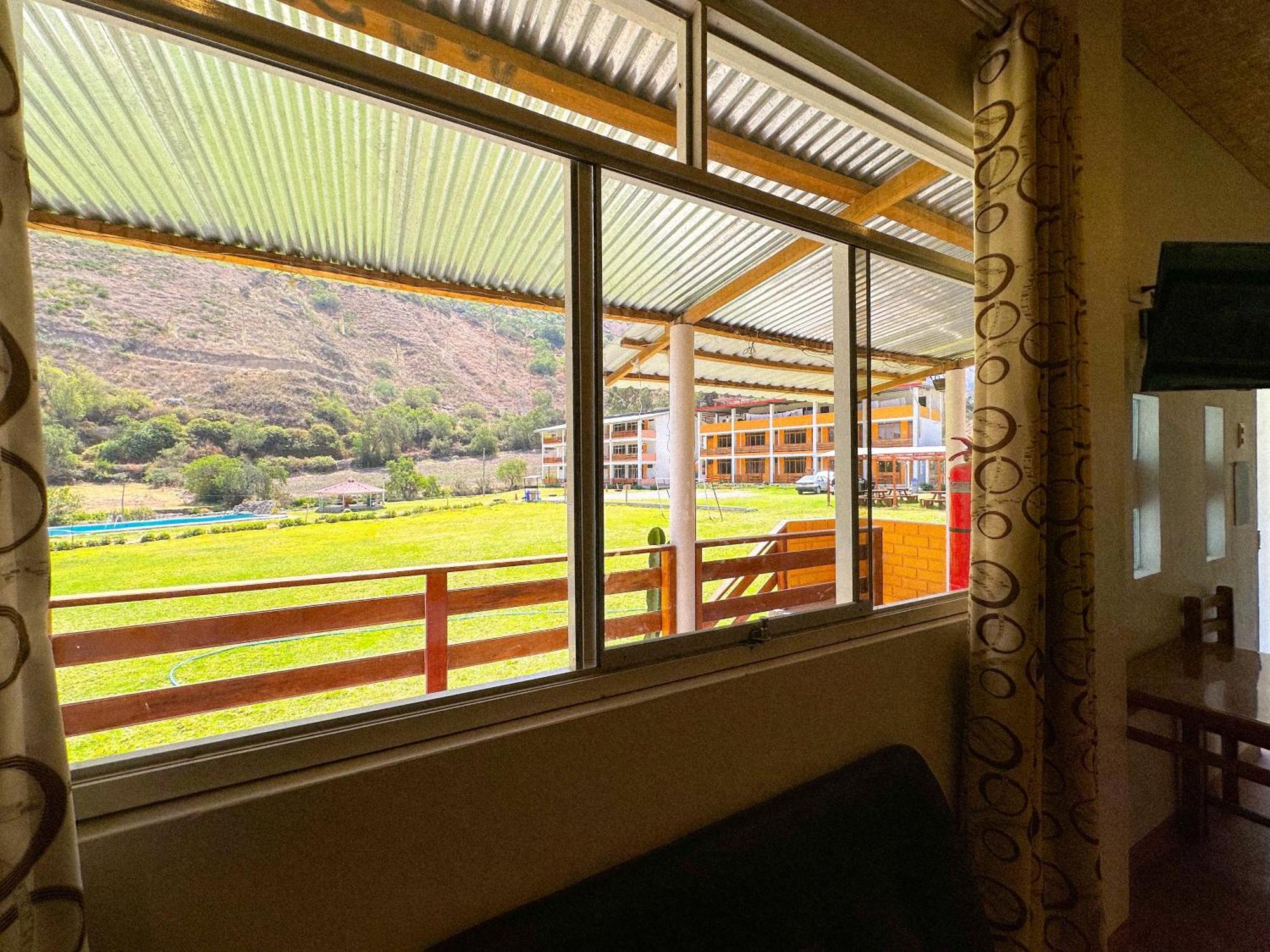 Tambo Lodge กันตา ภายนอก รูปภาพ
